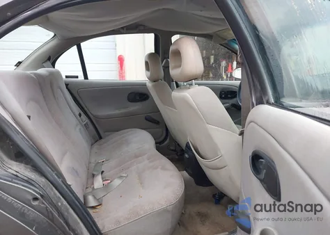 2000 Saturn Sl1 from USA, damaged, VIN 1G8ZH528XYZ234261